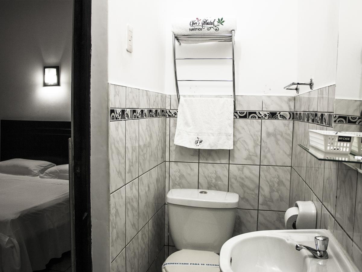 Jer'S Hostal Тумбес Екстер'єр фото