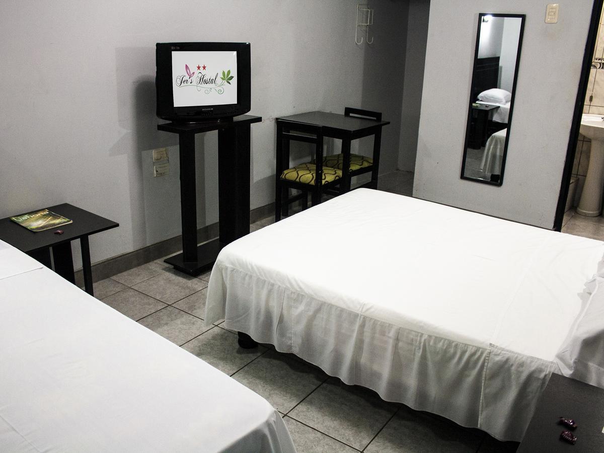 Jer'S Hostal Тумбес Екстер'єр фото